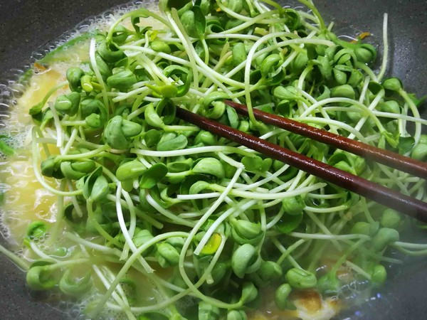 上湯黑豆苗的做法-咸鮮味燒菜譜