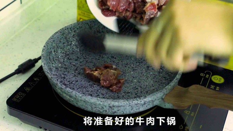 土豆燉牛肉的做法-家常味燉菜譜