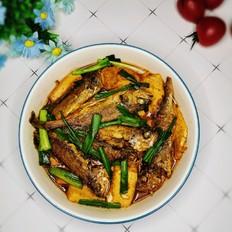 小黃魚(yú)燒豆腐的做法-咸鮮味燒菜譜