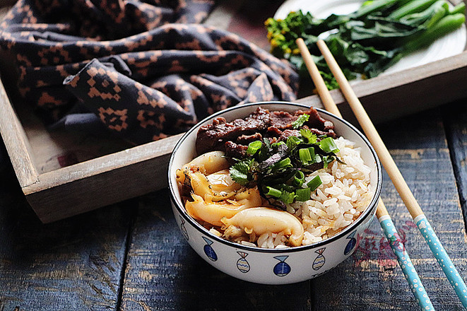 鮮鮑魚牛肉飯的做法-咸鮮味煮菜譜