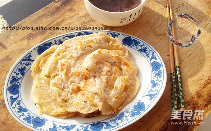 低粉版蔥抓餅的做法-家常味烙菜譜