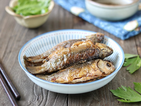 糖醋酥鯽魚的做法-家常味燉菜譜