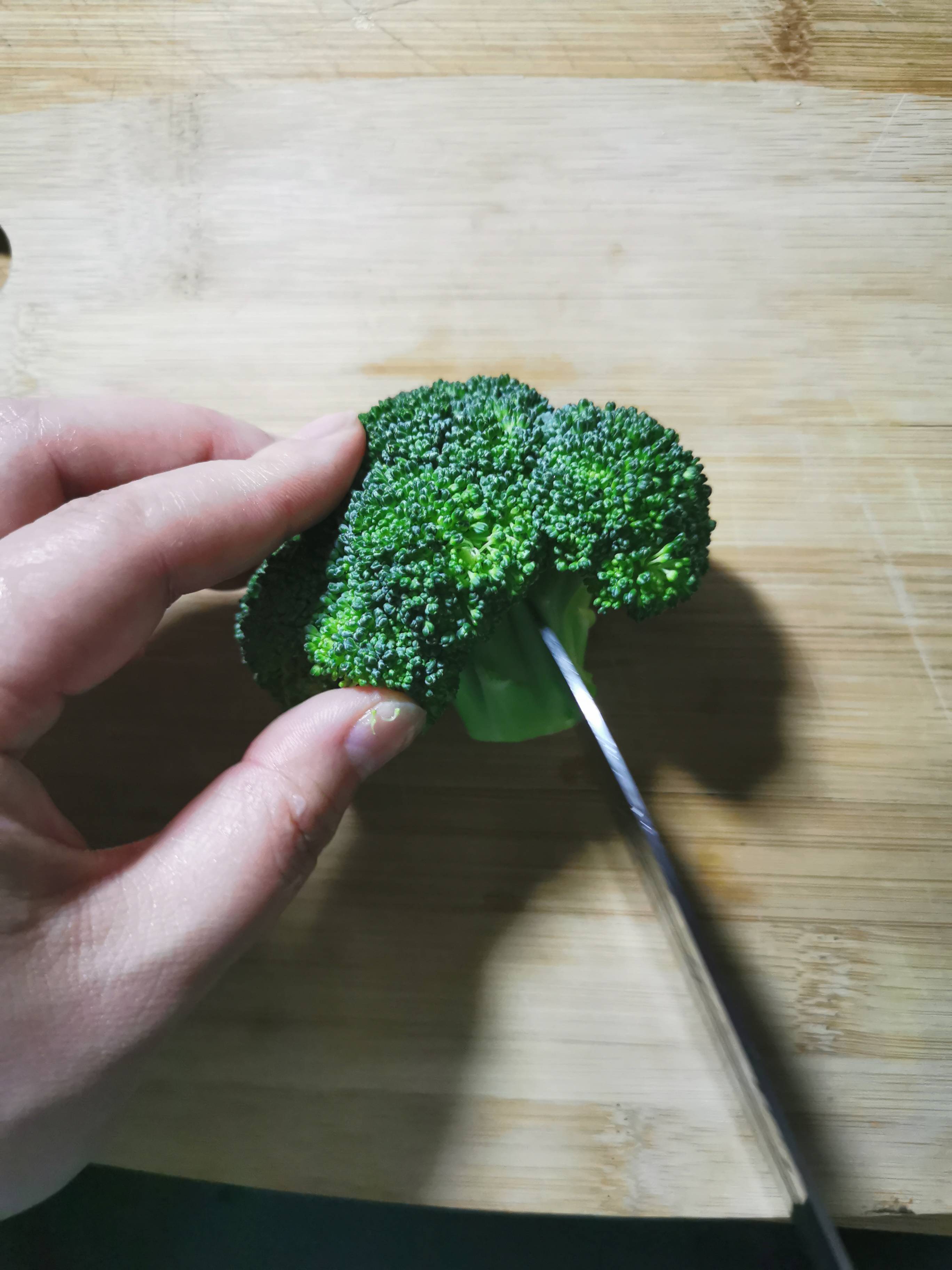 香煎戰(zhàn)斧牛排的做法-咸鮮味煎菜譜