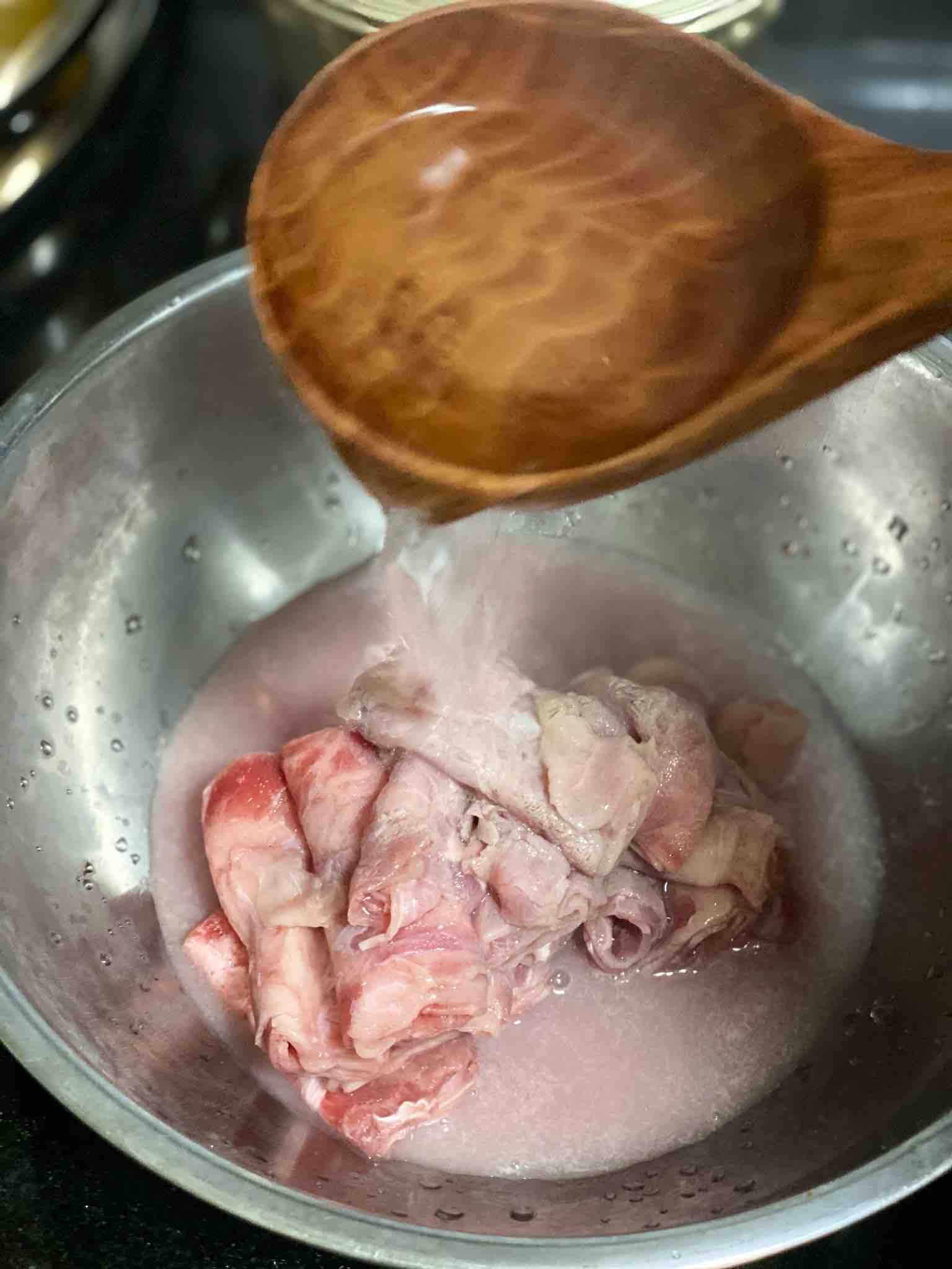 暑假指南，日式醬香肥牛飯，專治熊孩子！的做法-家常味炒菜譜