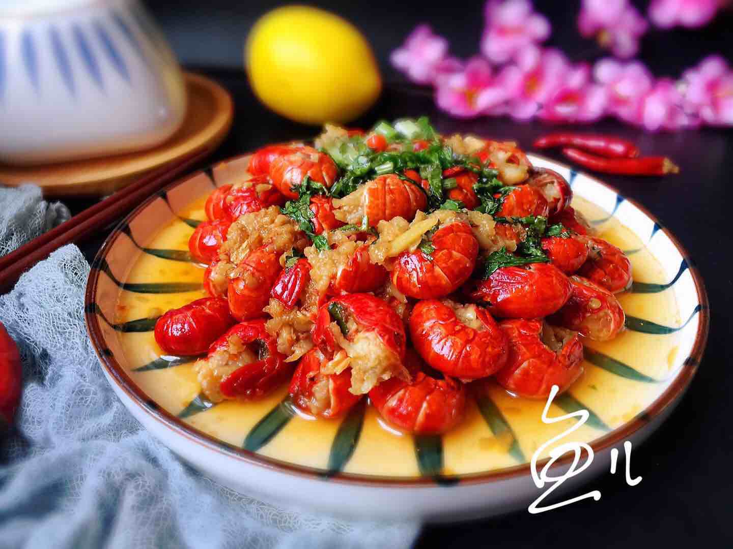 蒜香小龍蝦的做法-咸鮮味煮菜譜