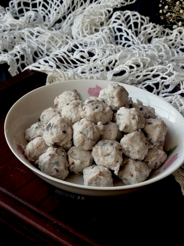 自制兩種火鍋肉丸，真材實料看得見！的做法-咸鮮味煮菜譜