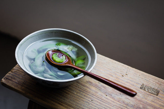 夏季適合喝什么養(yǎng)生湯，這些養(yǎng)生湯能降火排毒