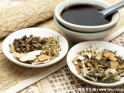 中藥為啥過(guò)了7點(diǎn)不能喝，影響藥物吸收/代謝(附服用最佳時(shí)間)